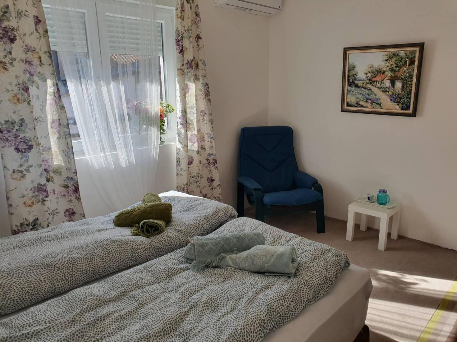 Lela * Vrnjačka Banja