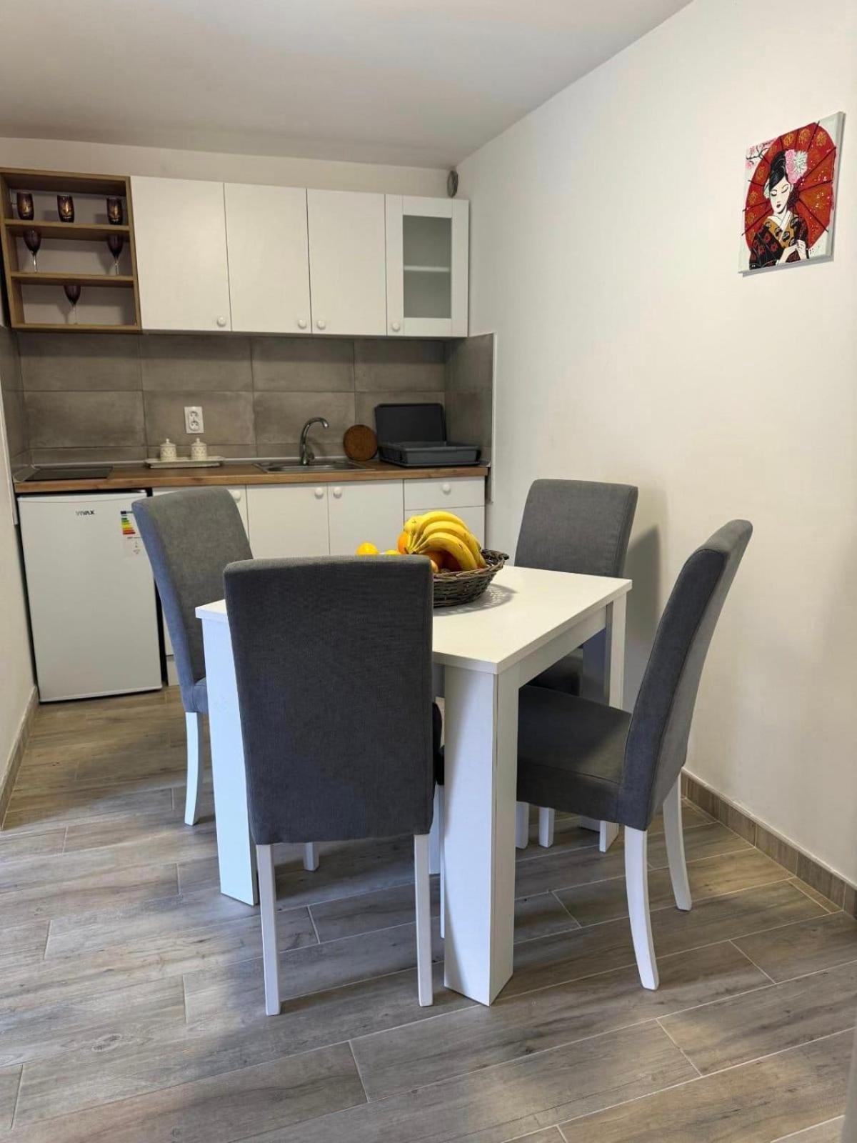 Apartment Lela